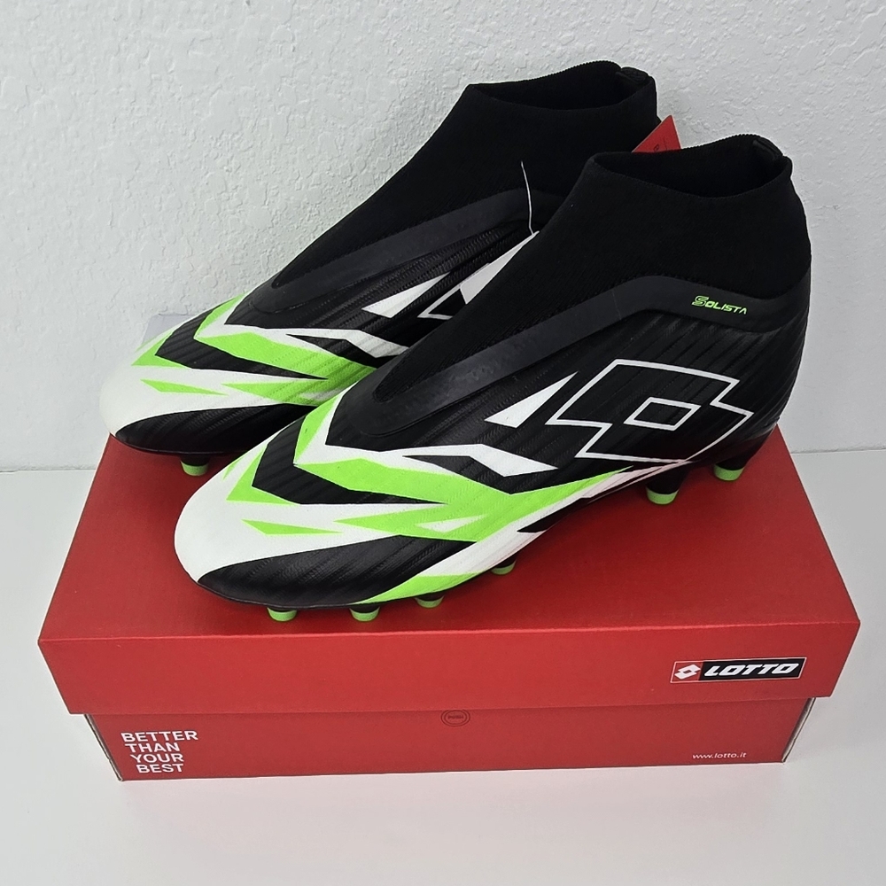 NIB Lotto 218132-1I3 Solista 300 VI Gravity FG Soccer Cleats Blk/Wht/Grn Sz 8.5
